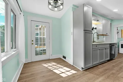 239 Avon Avenue Plainfield IN 46168