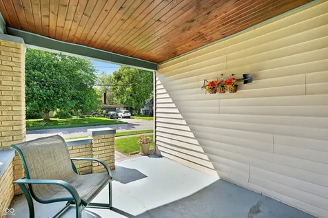 239 Avon Avenue Plainfield IN 46168