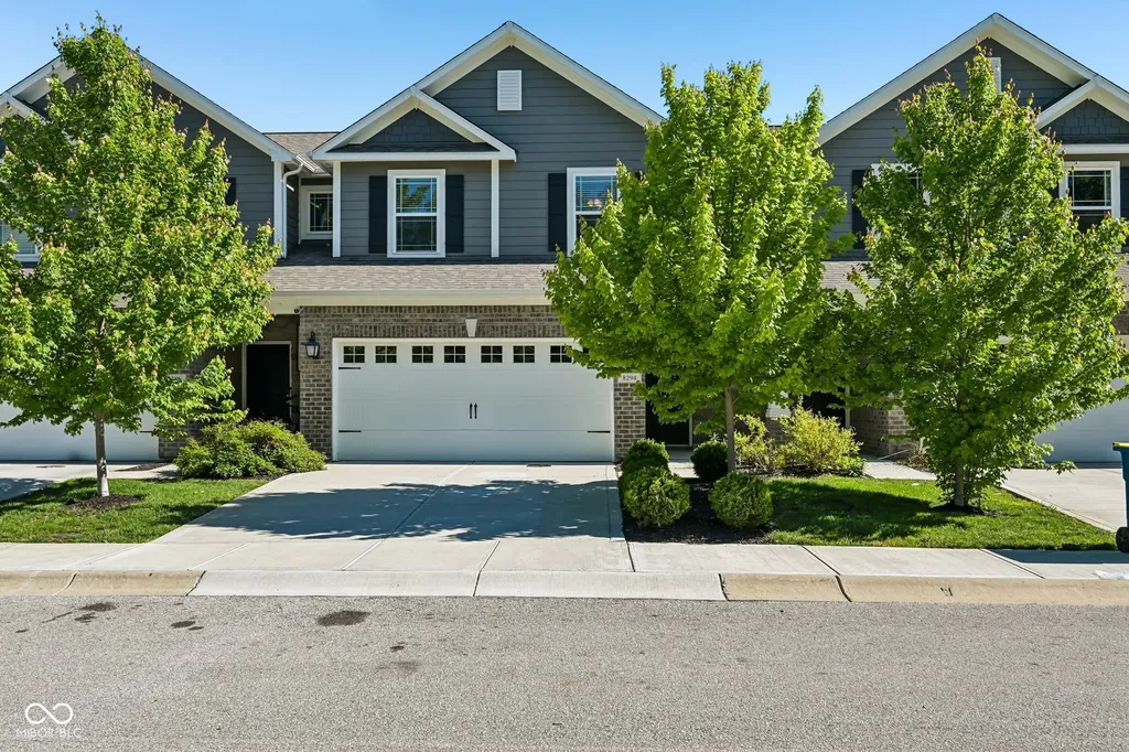 8294 Summit Peak Avenue Fishers IN 46038