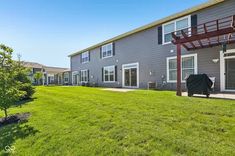 8294 Summit Peak Avenue Fishers IN 46038