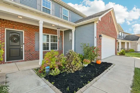 1749 N Creekwater Pass Greenfield IN 46140