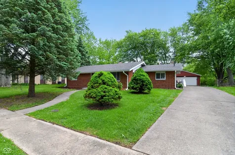 9301 Shenandoah Court Indianapolis IN 46229