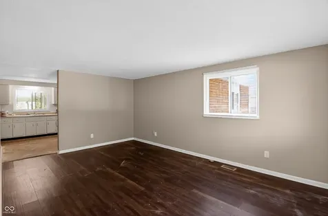 9301 Shenandoah Court Indianapolis IN 46229