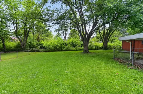 9301 Shenandoah Court Indianapolis IN 46229