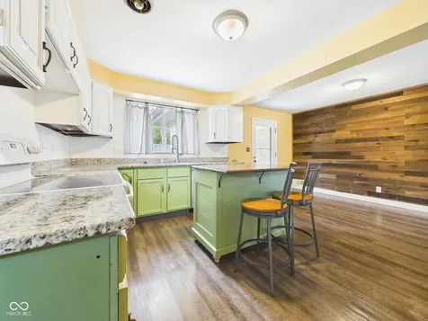 1527 Magnolia Drive Anderson IN 46011
