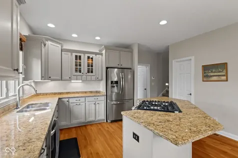 2418 Waterside Circle Avon IN 46123
