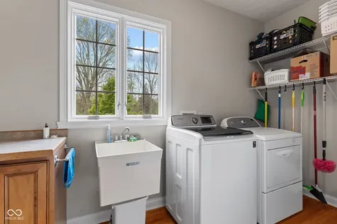 2418 Waterside Circle Avon IN 46123