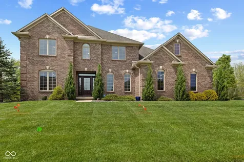 2418 Waterside Circle Avon IN 46123