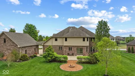 2418 Waterside Circle Avon IN 46123