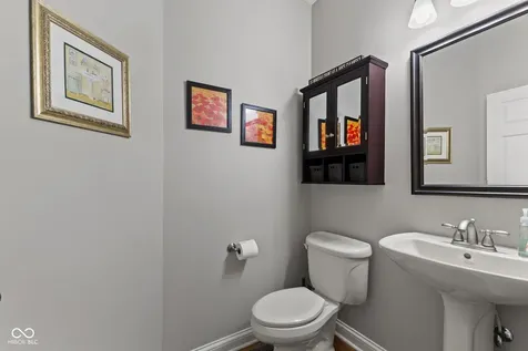 2418 Waterside Circle Avon IN 46123