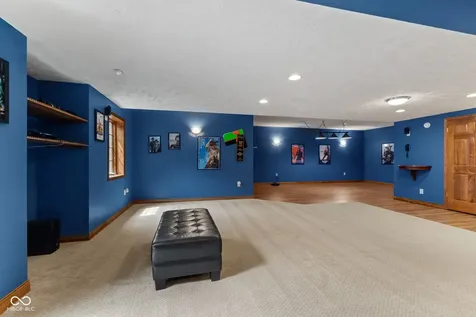 2418 Waterside Circle Avon IN 46123