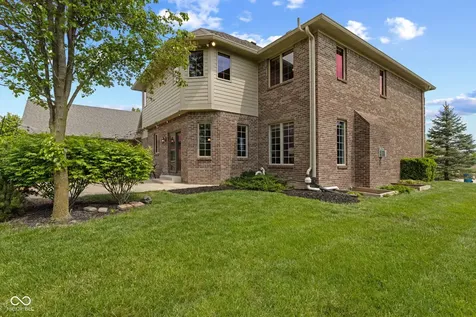 2418 Waterside Circle Avon IN 46123