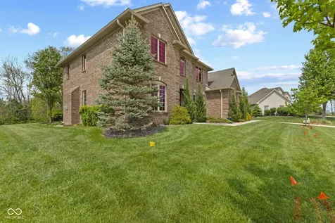 2418 Waterside Circle Avon IN 46123