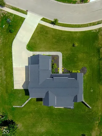 1872 Tipton Pointe Court Columbus IN 47201