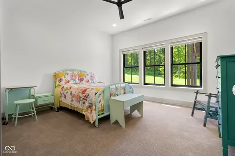 1872 Tipton Pointe Court Columbus IN 47201
