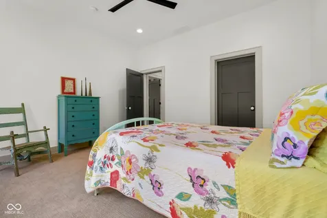 1872 Tipton Pointe Court Columbus IN 47201