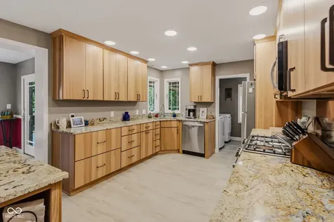 4640 Harrison Ridge Road Columbus IN 47201