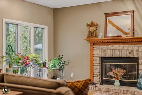 4640 Harrison Ridge Road Columbus IN 47201