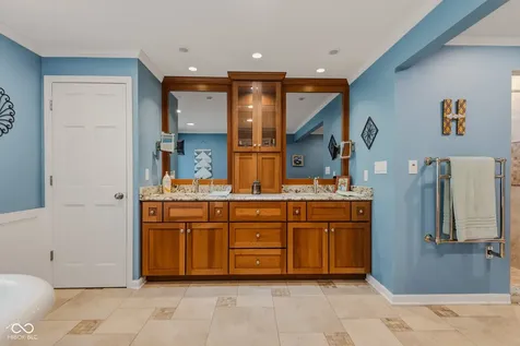 4640 Harrison Ridge Road Columbus IN 47201