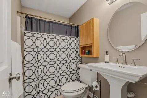4640 Harrison Ridge Road Columbus IN 47201