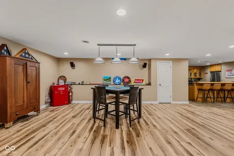 4640 Harrison Ridge Road Columbus IN 47201