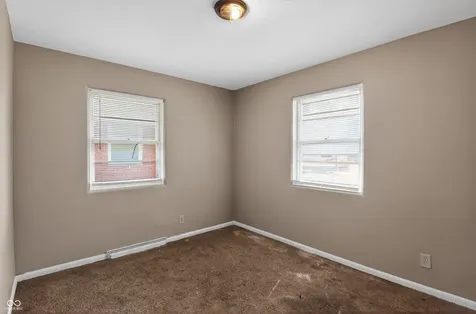 5831 E 40th Street Indianapolis IN 46226