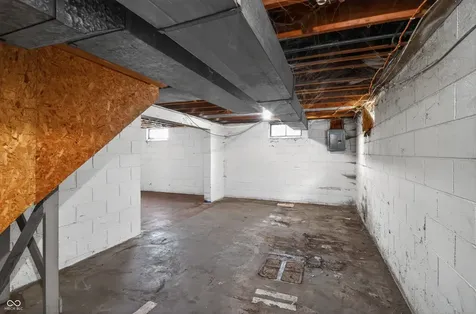5831 E 40th Street Indianapolis IN 46226