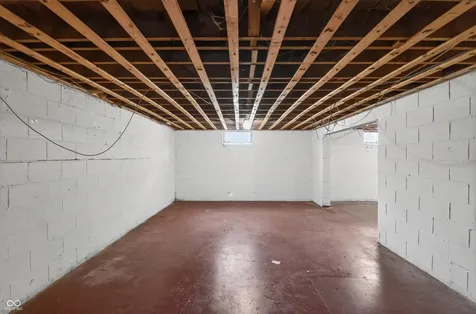 5831 E 40th Street Indianapolis IN 46226