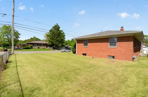 5831 E 40th Street Indianapolis IN 46226