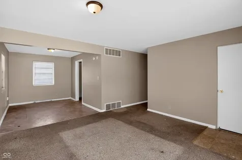 5831 E 40th Street Indianapolis IN 46226