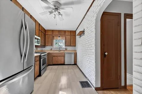 1643 Lawrence Avenue Indianapolis IN 46227