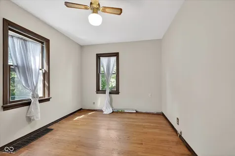 1643 Lawrence Avenue Indianapolis IN 46227