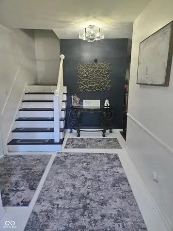 8901 Black Hawk Lane Indianapolis IN 46234