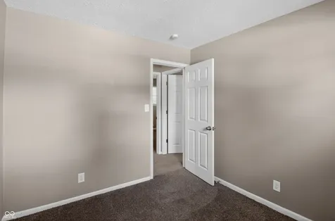 5012 Gambel Road Indianapolis IN 46221