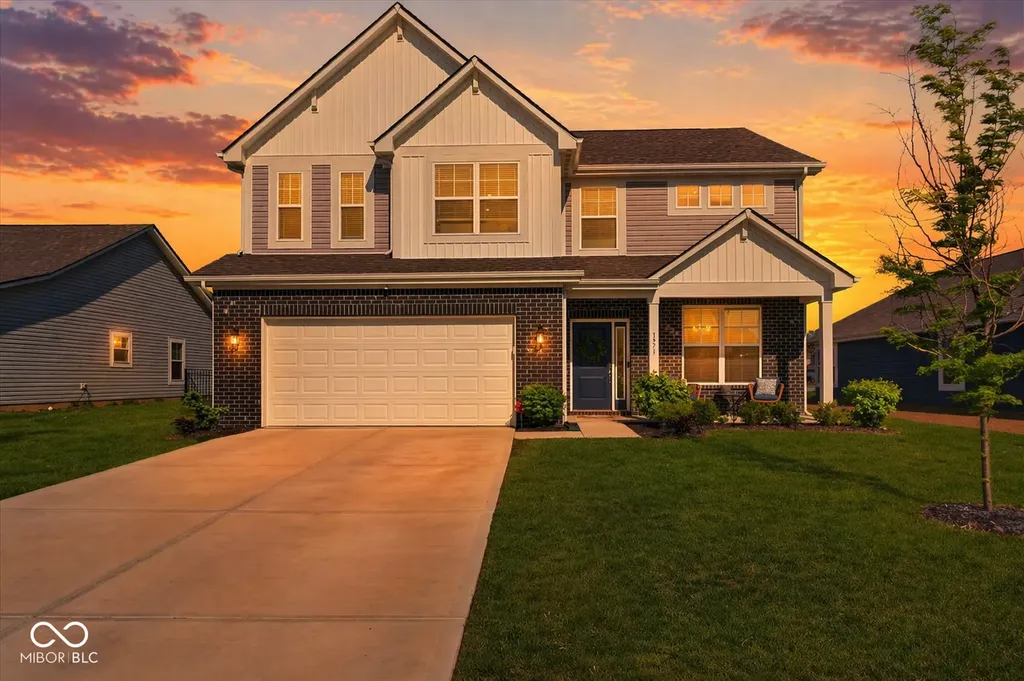 1573 N Clearwater Drive Greenfield IN 46140