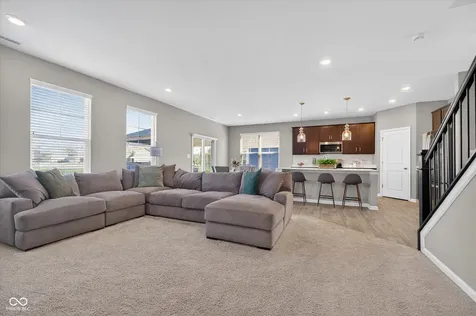1573 N Clearwater Drive Greenfield IN 46140