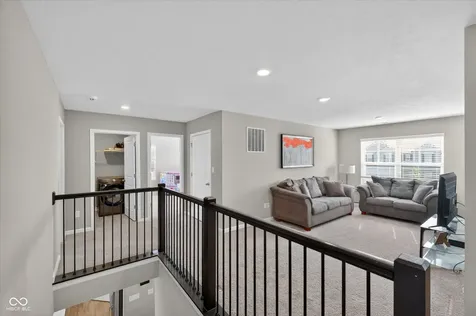 1573 N Clearwater Drive Greenfield IN 46140