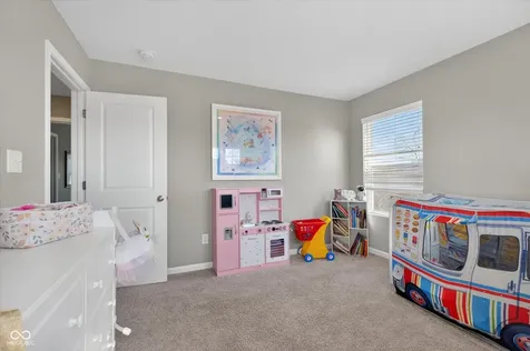 1573 N Clearwater Drive Greenfield IN 46140