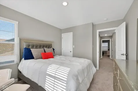 1573 N Clearwater Drive Greenfield IN 46140