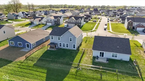 1573 N Clearwater Drive Greenfield IN 46140