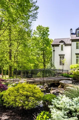 7779 Ridge Road Indianapolis IN 46240