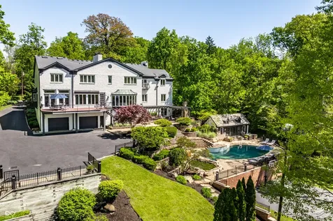 7779 Ridge Road Indianapolis IN 46240