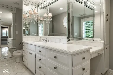 7779 Ridge Road Indianapolis IN 46240