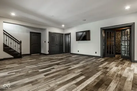7779 Ridge Road Indianapolis IN 46240