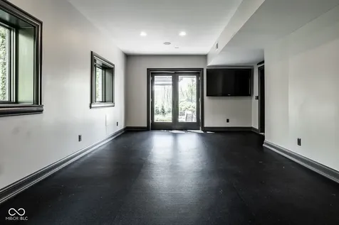 7779 Ridge Road Indianapolis IN 46240