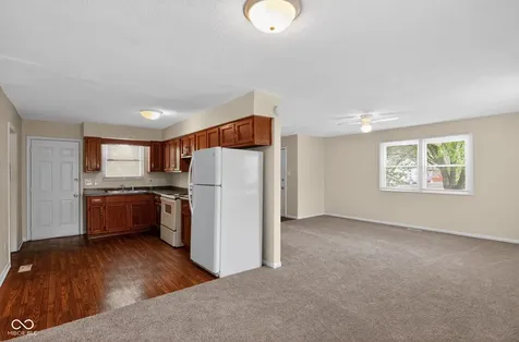 4130 Mellis Drive Indianapolis IN 46235