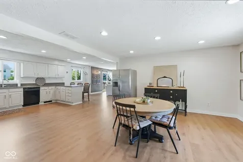 1912 Charles Street Avon IN 46123