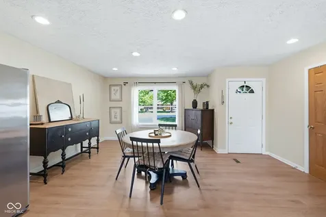 1912 Charles Street Avon IN 46123