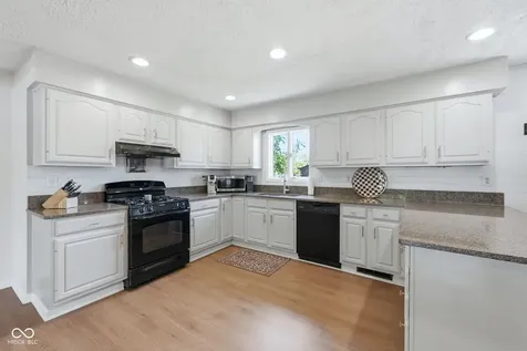 1912 Charles Street Avon IN 46123