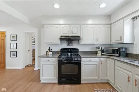 1912 Charles Street Avon IN 46123